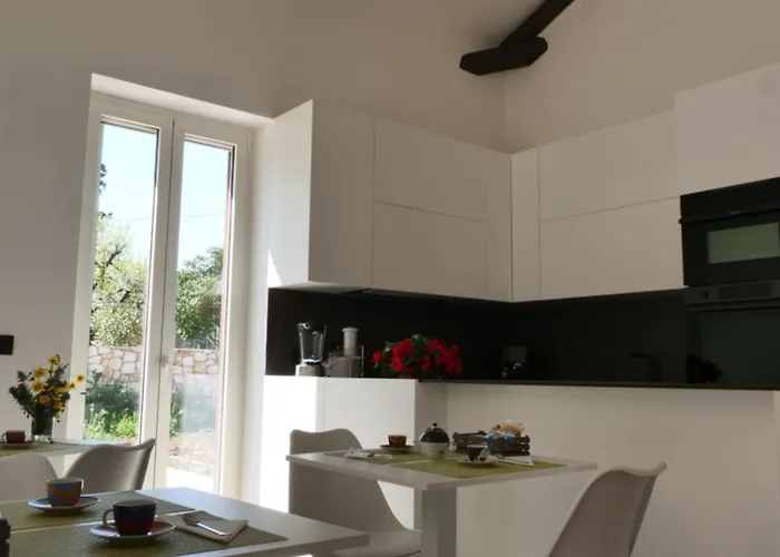 לינה וארוחת בוקר Murgia טרליצי